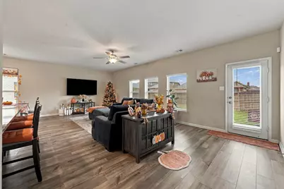 1405 Kite Street, DeSoto, TX 75115 - Photo 5