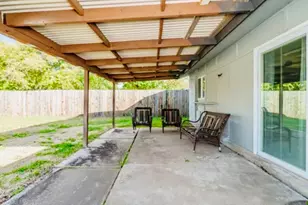 3702 Lindsey Ct, Arlington, TX 76015 - Photo 17