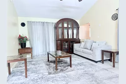 3702 Lindsey Court, Arlington, TX 76015 - Photo 3