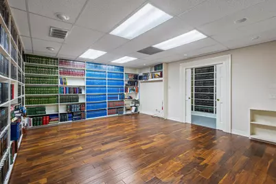 111 S Travis Street, Sherman, TX 75090 - Photo 31
