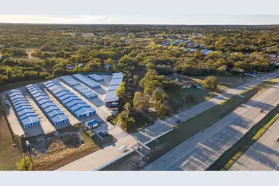 936 Southeast Parkway, Azle, TX 76020 - Photo 1