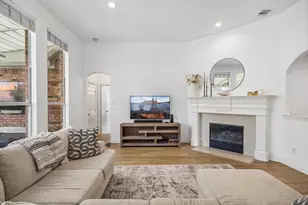 7462 Chinaberry Ln, Frisco, TX 75033 - Photo 11