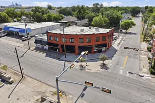 330 W Lamar St, Sherman, TX 75090 - Photo 1