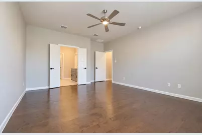 10208 Hanks Creek Road, Fort Worth, TX 76126 - Photo 15