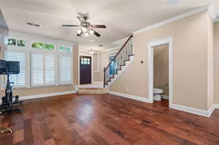 1906 Malone Cliff View, Dallas, TX 75208 - Photo 3