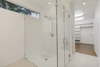 4401 Roseland Avenue #A, Dallas, TX 75204 - Photo 17