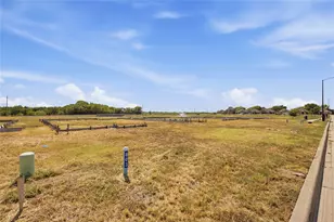 803 Greyson Ln, Greenville, TX 75402 - Photo 1