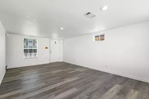 127 W Texas St, Denison, TX 75021 - Photo 3