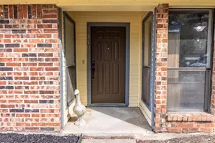 3700 Verlaine Dr, Carrollton, TX 75007 - Photo 5