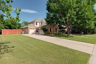 10422 Whispering Pines Dr, Frisco, TX 75033 - Photo 27