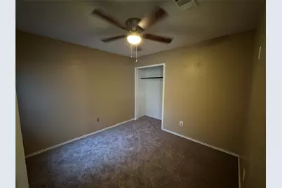 911 Gaynor Avenue, Duncanville, TX 75137 - Photo 9