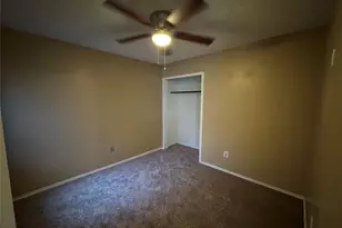 911 Gaynor Ave, Duncanville, TX 75137 - Photo 9
