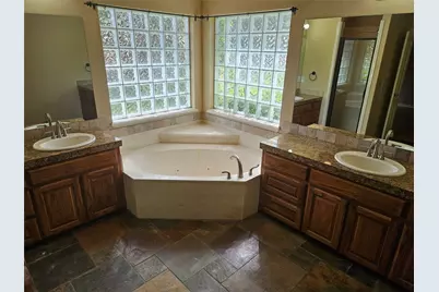 103 Heritage Place, Glen Rose, TX 76043 - Photo 15