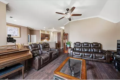 3135 Guadaloupe, Grand Prairie, TX 75054 - Photo 13