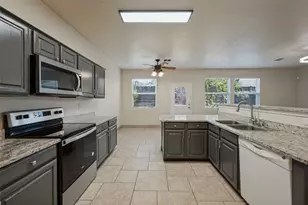 1905 Peppertree Dr, Little Elm, TX 75068 - Photo 9