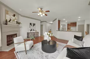 336 Gotland Dr, Grand Prairie, TX 75052 - Photo 9