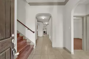 336 Gotland Dr, Grand Prairie, TX 75052 - Photo 5