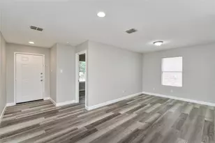 829 Santa Rosa Dr, Fort Worth, TX 76052 - Photo 5