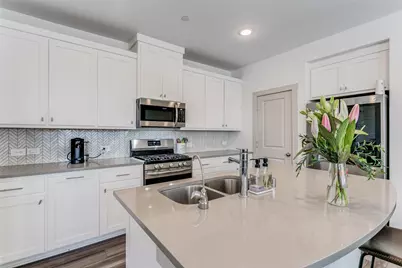 2744 Parkview Place, Lewisville, TX 75067 - Photo 5