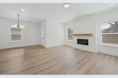 1340 Elmwood Avenue, Fort Worth, TX 76104 - Photo 3