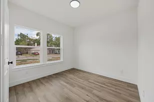 1340 Elmwood Ave, Fort Worth, TX 76104 - Photo 11