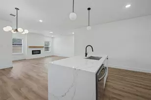1340 Elmwood Ave, Fort Worth, TX 76104 - Photo 9