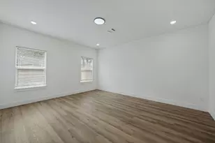1340 Elmwood Ave, Fort Worth, TX 76104 - Photo 17