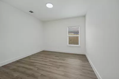 1340 Elmwood Avenue, Fort Worth, TX 76104 - Photo 15