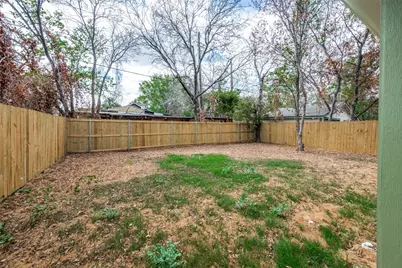 1340 Elmwood Avenue, Fort Worth, TX 76104 - Photo 25