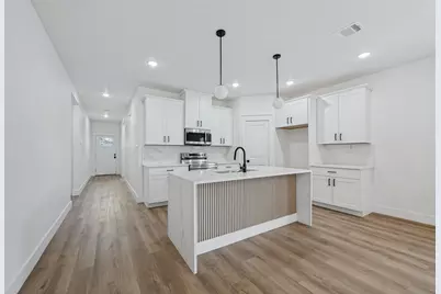1340 Elmwood Avenue, Fort Worth, TX 76104 - Photo 5