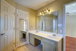 6910 Sayle St, Greenville, TX 75402 - Photo 19
