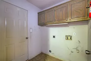 6910 Sayle St, Greenville, TX 75402 - Photo 21