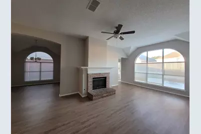 4609 Parkview Lane, Fort Worth, TX 76137 - Photo 3
