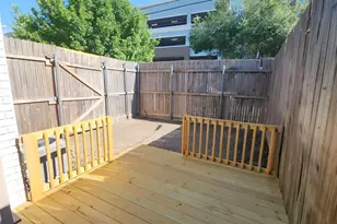 2627 Douglas Ave, Dallas, TX 75219 - Photo 17