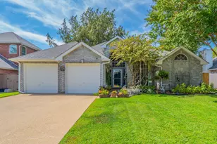 127 Woodcreek Dr, Rockwall, TX 75032 - Photo 1
