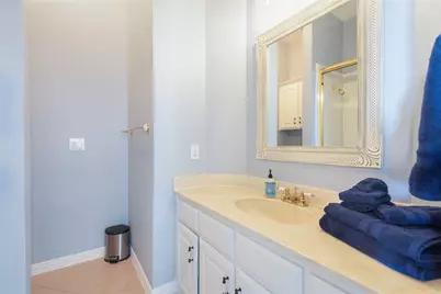 909 Hills Creek Drive, McKinney, TX 75072 - Photo 19