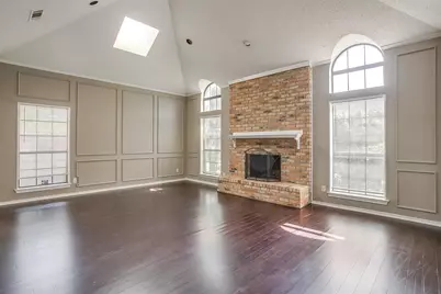 9017 Rodeo Drive, Irving, TX 75063 - Photo 3