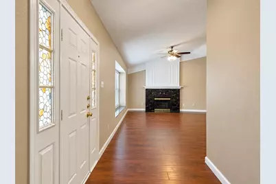 514 Briarcroft Drive, Grapevine, TX 76051 - Photo 5