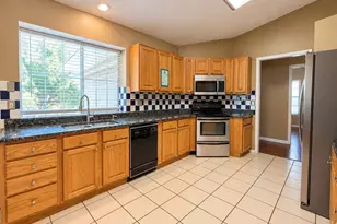 514 Briarcroft Dr, Grapevine, TX 76051 - Photo 15
