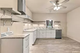 207 N Oneil St, Alvord, TX 76225 - Photo 5