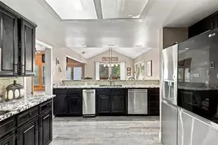 707 Findlay Dr, Arlington, TX 76012 - Photo 13