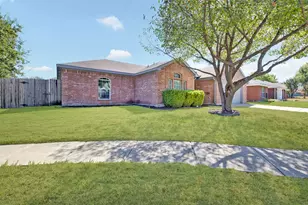2724 Douglas Dr, McKinney, TX 75071 - Photo 3