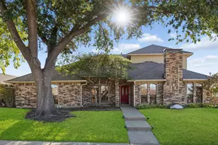 2924 Cambridgeshire Dr, Carrollton, TX 75007 - Photo 1