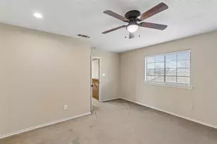 2924 Cambridgeshire Dr, Carrollton, TX 75007 - Photo 27