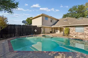 2924 Cambridgeshire Dr, Carrollton, TX 75007 - Photo 35