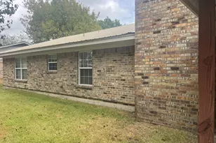 1402 Walnut, Clarksville, TX 75426 - Photo 3