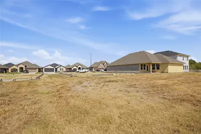605 Greyson Lane, Greenville, TX 75402 - Photo 3