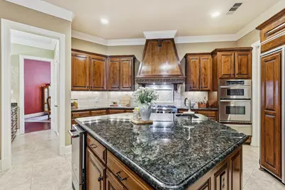 2726 Country Club Road, Pantego, TX 76013 - Photo 9
