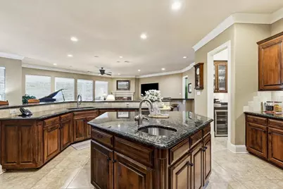 2726 Country Club Road, Pantego, TX 76013 - Photo 11