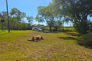610 S Falls St, Mart, TX 76664 - Photo 7